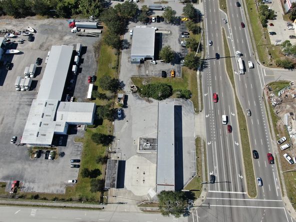 3270 53rd Ave E, Bradenton, FL 34203